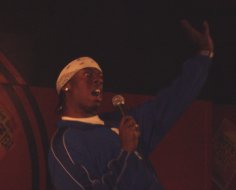 nathanonstage.jpg (4446 bytes)
