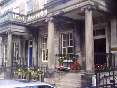 newl1.jpg (31778 bytes)